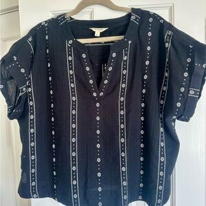 Lucky Brand Black Short-Sleeve Embroidered Split-Neck Tunic